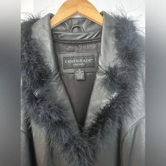 Centigrade Women’s 1X Black Leather Coat Faux Feather Collar and Zipper Pockets